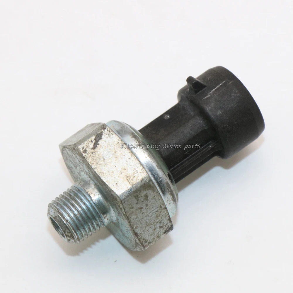 

51CP24-01 Датчик давления масла для грузовика Renault 64MT2114 3611310-E1100 64-Mt-2114 20706315 Q21-1033 5010437049