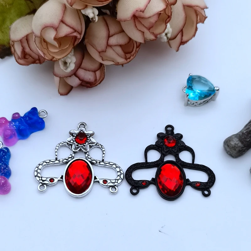 5 Pieces of 35x32mm Gothic Snake Accessories Wicca Pendant Crystal Personality DIY Punk Gothic Accessories Halloween