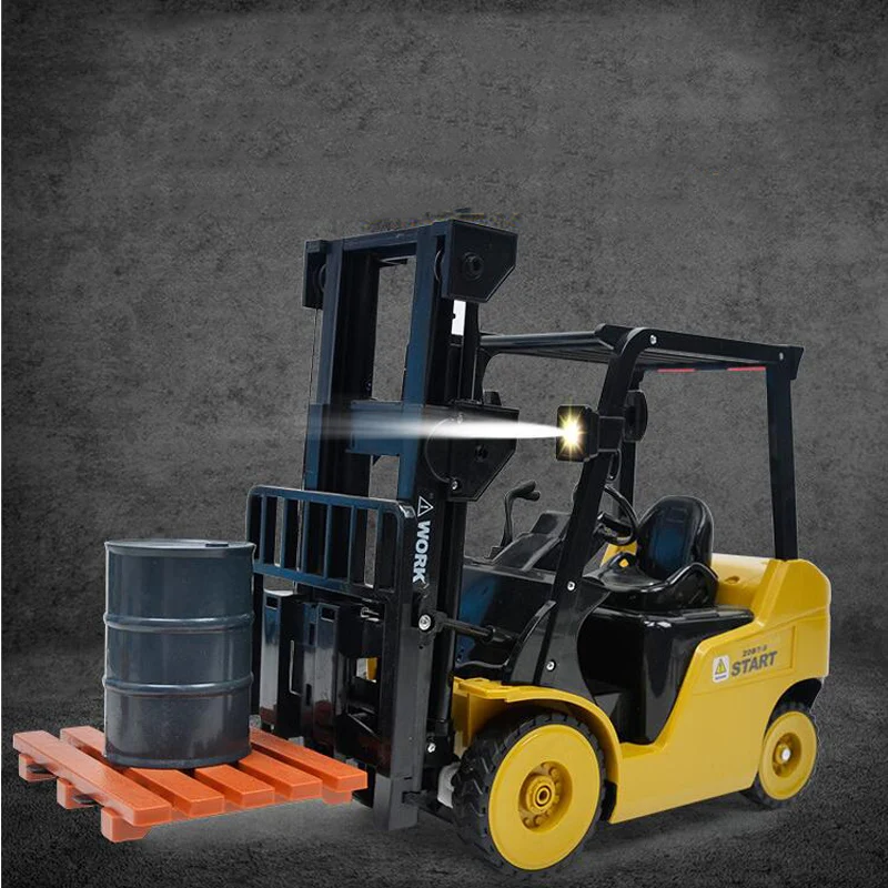 11-Way Remote Control Forklift 1:8 Simulation Forklift Rechargeable Light Music Crane Engineering Crane Truck Children\'s Toys