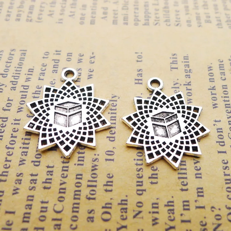 15pcs/Lot 18x22mm Sunflower Alloy Charms Antique Silver Color Flower Pendants for DIY Jewelry Making Charm