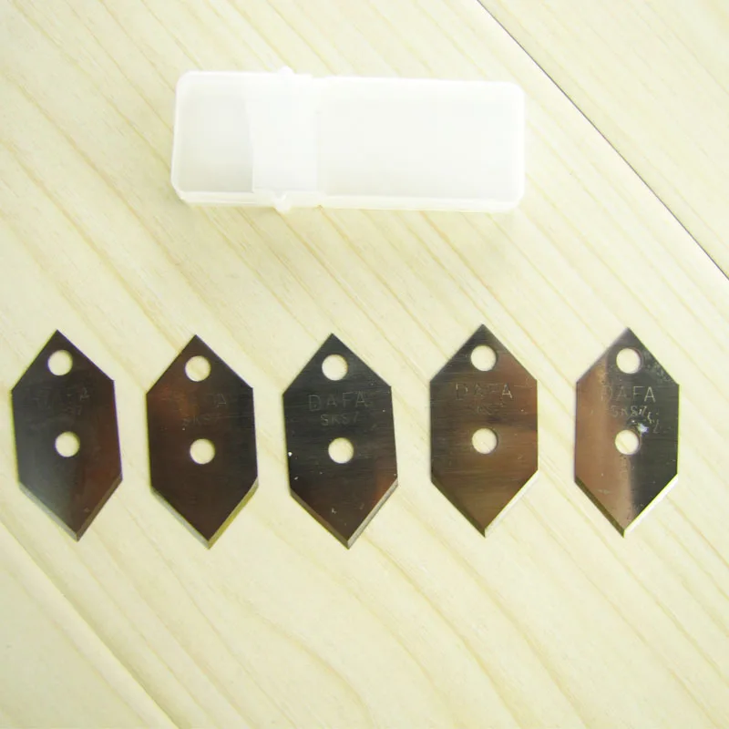 5 Pcs Refills Blades for DaFa 45 Degree and 90 Degree Mat Cutter (2 Cutters + 3 Spare Blades) Utinity Knife