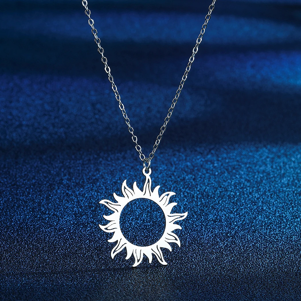 CHENGXUN Hollow Sun Face Circle Pendant Necklace for Women Girls Stainless Steel Laser Cut Tribal Sun Charm Chain Party Jewelry