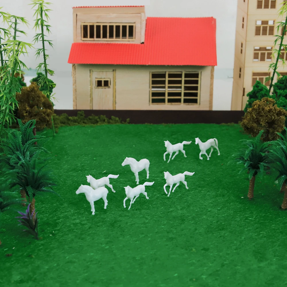 ABS White Model Horse 1/87 HO Scale Painted Farm Animals For Railway Building Train Layout