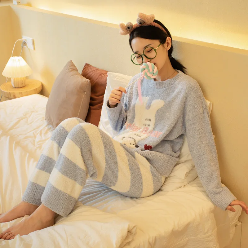 ญี่ปุ่นหมี Kawaii ชุดนอน O-Neck Pullover แขนยาวและกางเกงลาย Homewear ฤดูหนาว Warm หนาผู้หญิงชุดนอน