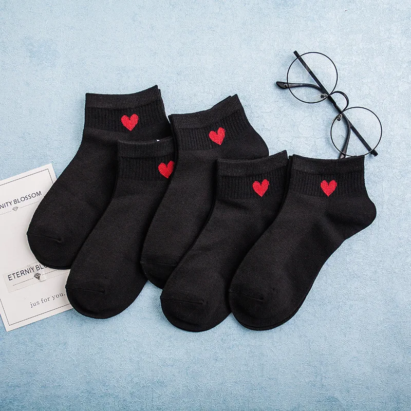 Socks Women Harajuku Woman Cotton Ankle Socks Novelty Love Heart Pattern Socks Hiphop Solid Color Cute Socks Black White Sokken