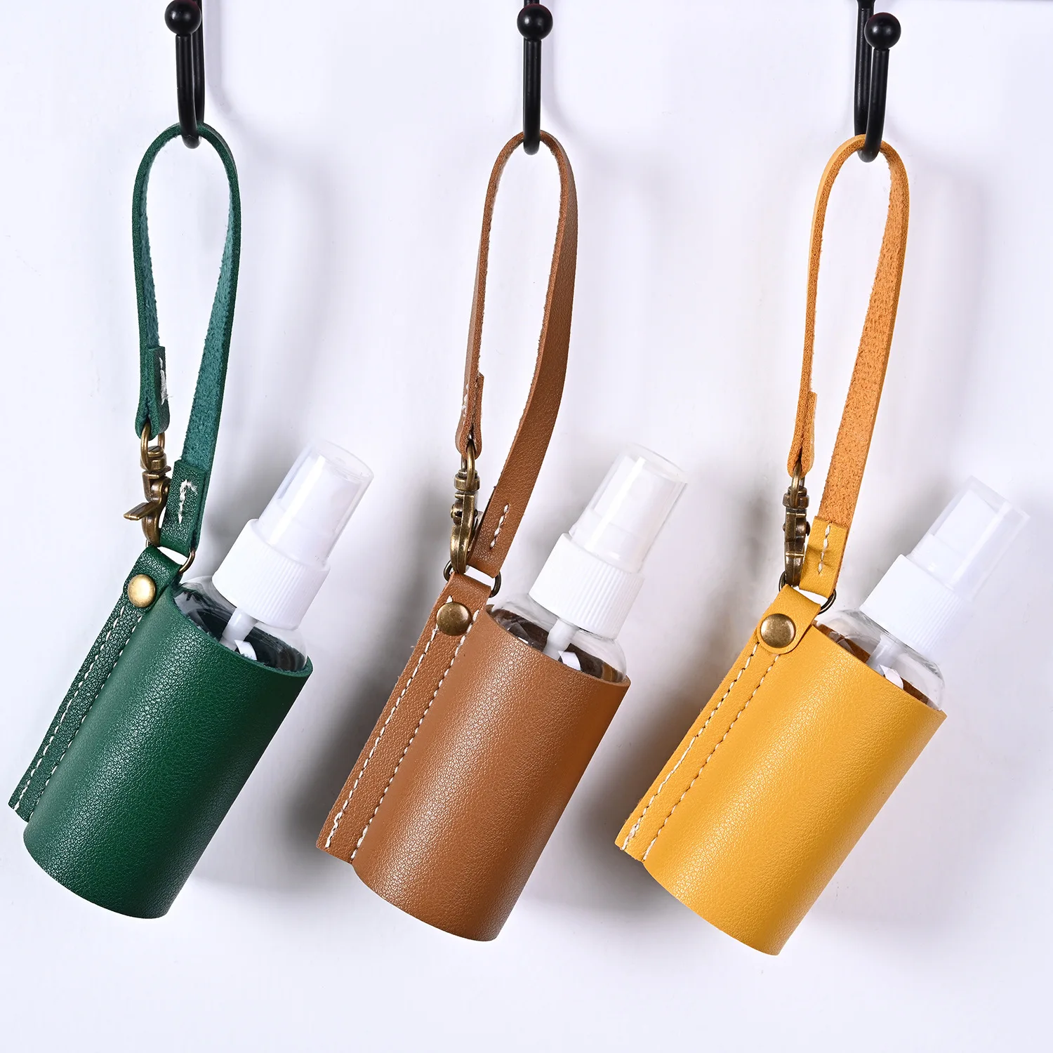 New 60ml Hand Sanitizer Case Perfume Leather Case Portable Hydroalcoholic Gel Bottle Hand Sanitizer Leather Case Keychain Holder