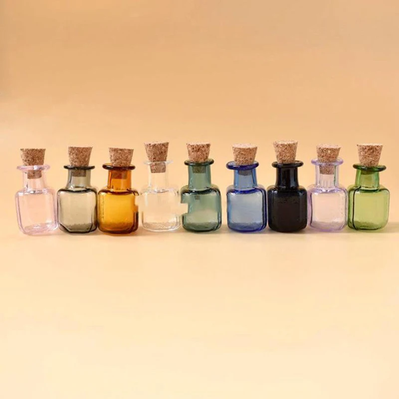 2Pcs 1:12 Dollhouse Mini Glass Color Bottles Cork Bottles Tiny Jar Vials Model Dolls House Accessories Mini Mueble Dollhouse Toy