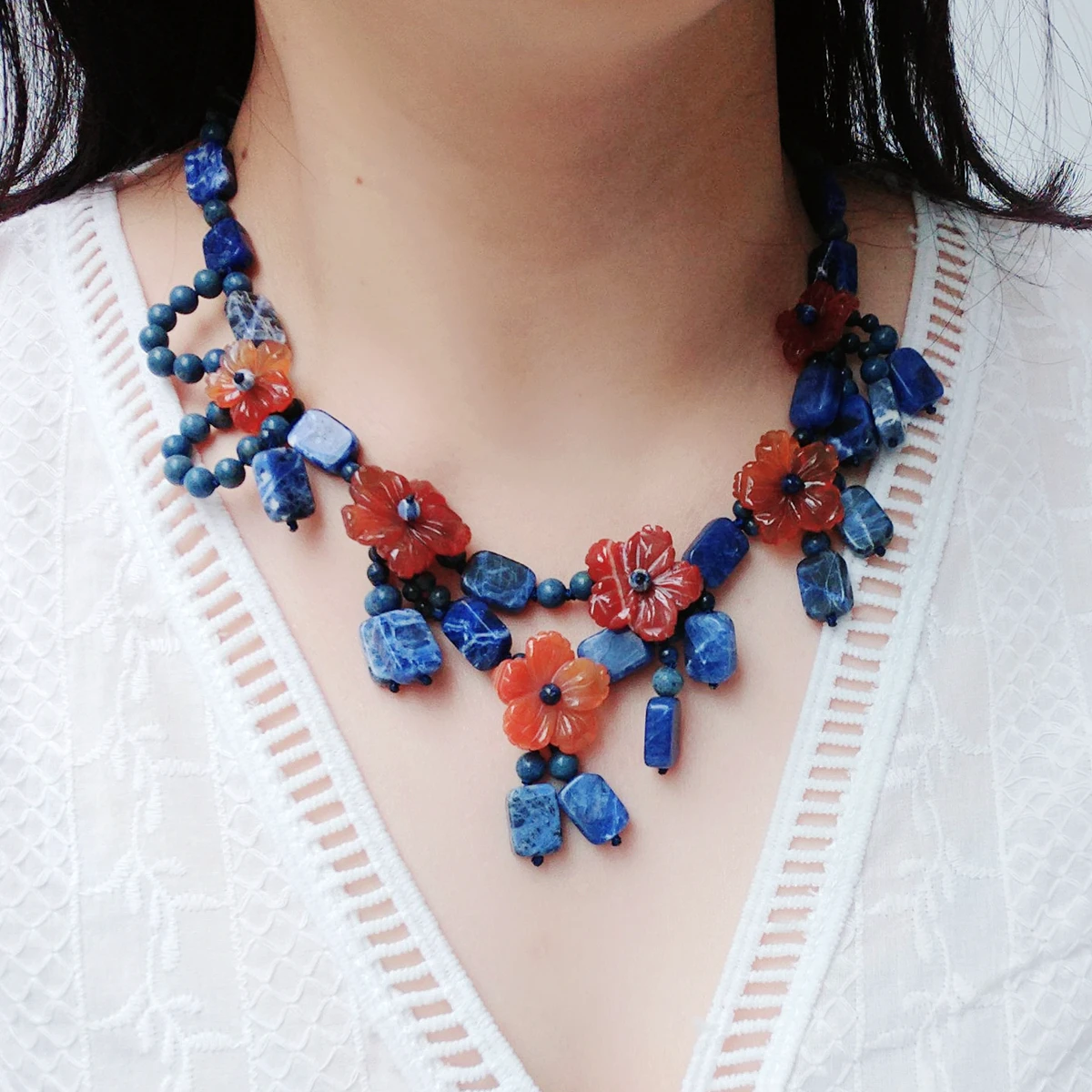 

Lii Ji Real Stone Blue Sodalite Carnelian Agates Flowers Choker Necklace 49cm Women Jewelry Christmas New Year Gift