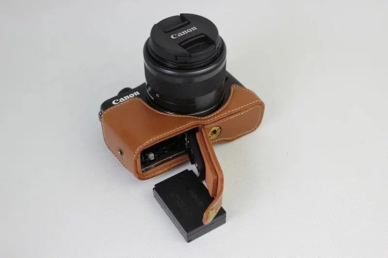 New Genuine Leather Camera Case For Canon EOS EOS M200 M100 EOS M10 Bottom Camera Cover Half Bag Black Brown Coffee