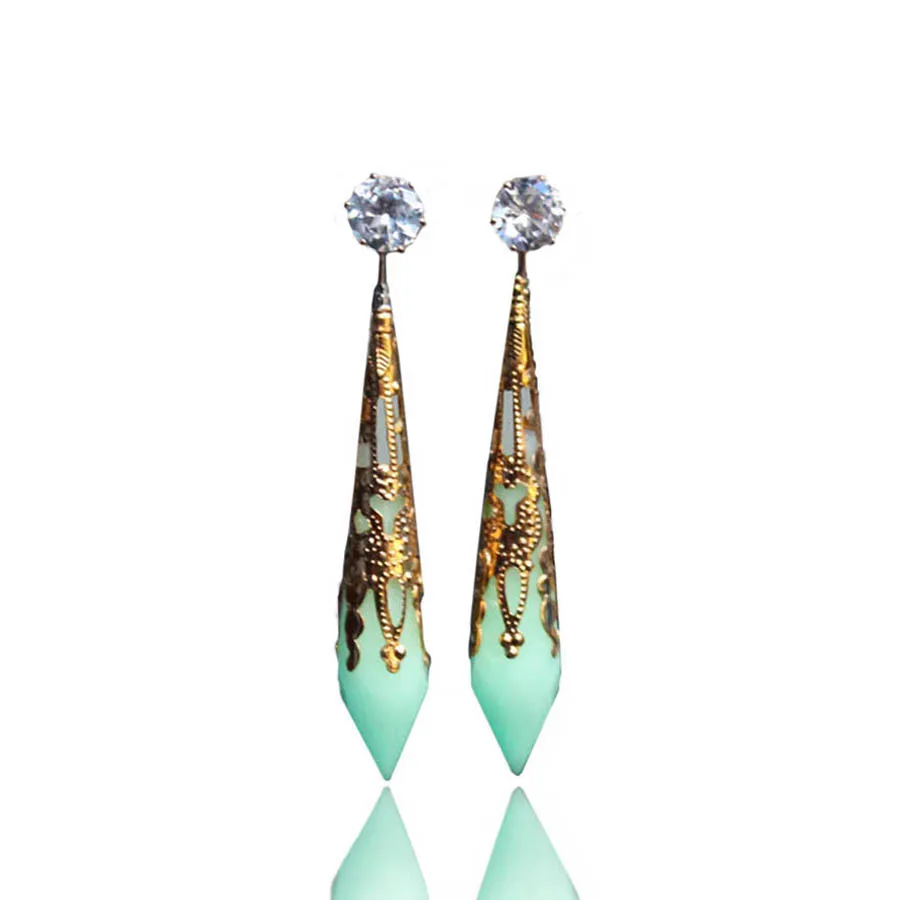 

THE Crystal Column Ear Cuff GLOW in the DARK Rhinestone Cutout Ear Stud Colors Arrow Earring Earrings WOMEN