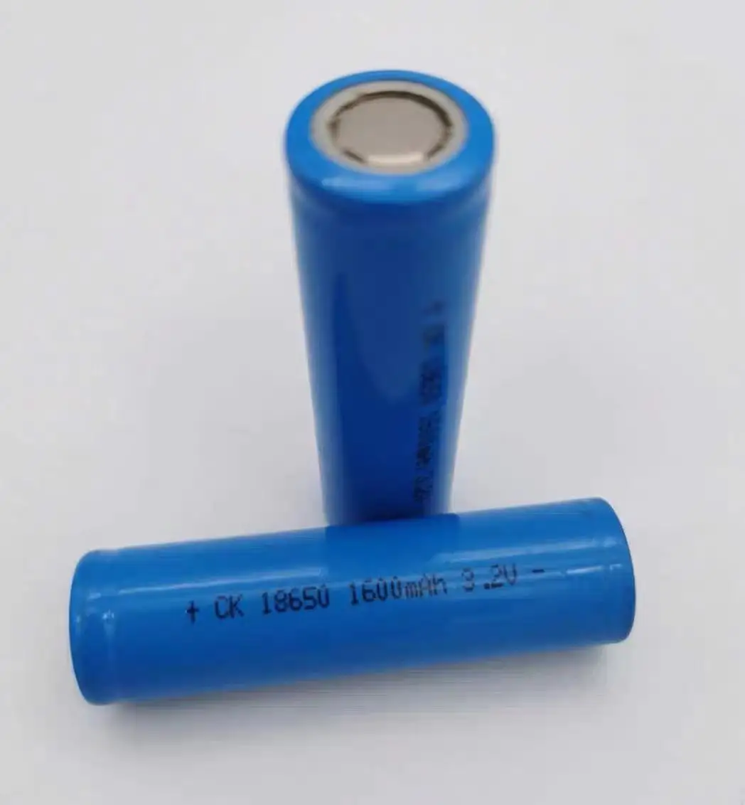 18650 1500 mah lithium iron phosphate is 3.2 V 18650 1500 mah rechargeable battery 3.2 V battery unit price of lamps and lantern