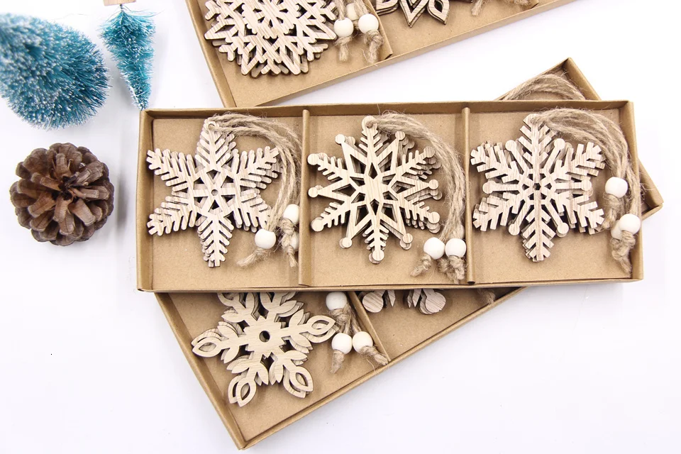 Flocons de neige de Noël en bois pour enfants, ornements de Noël, décorations d'arbre de Noël, fournitures de bricolage, cadeaux, 12 pièces par boîte