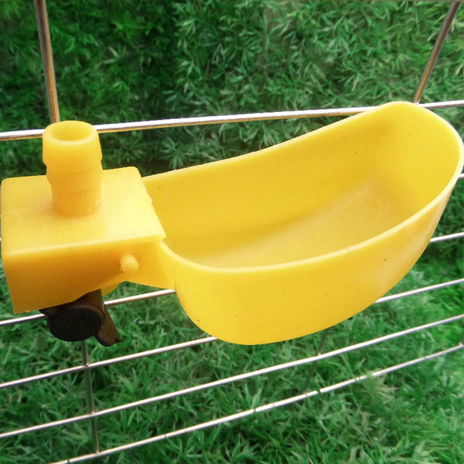 Behogar 10 Set Yellow Birds Cage Water Drinkers Feeders Cup for Bird Pigeons Quails Parrots Livestock Farms Garden Courtyard