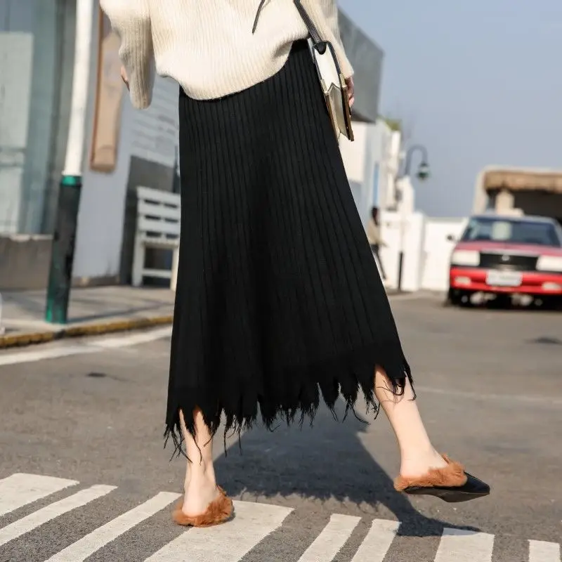 

New Women Knitted High Waist Pleated Skirt Tassel Elegant A Line Skirt Elastic Warm Winter Autumn Long Skirts