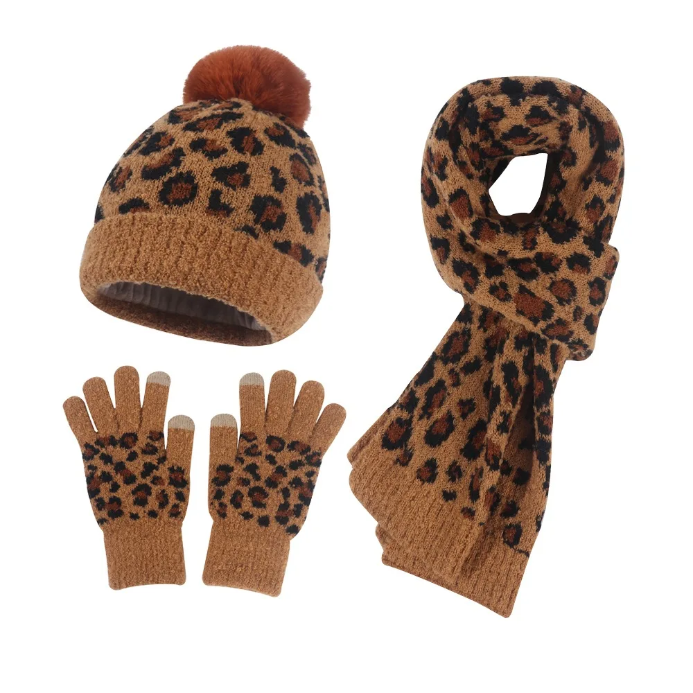 

2021 Unisex Winter 3Pcs Pompom Beanie Hat Long Leopard Scarf Warm Gloves Set Jacquard Cap 3 Color