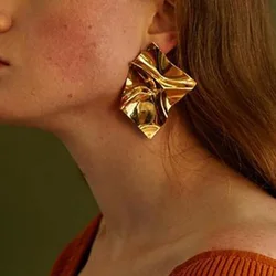 Boucles d'oreilles clip de document en or pour femmes, boucles d'oreilles de déclaration non percées géométriques, cadeau de bijoux de fête de mode, nouveau