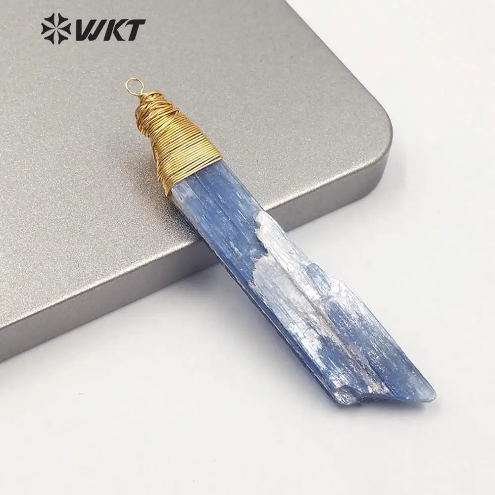 WT-P1526 New Handmake Wire Wrapped Raw Blue Kyanite Pendant Gold Top Women Jewelry Design Fine Crafts Accessories