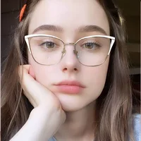 Gafas de bloqueo de luz azul, ojo de gato, moda para mujer, diseño de montura completa, gafas de aleación UV400, gafas graduadas para mujer