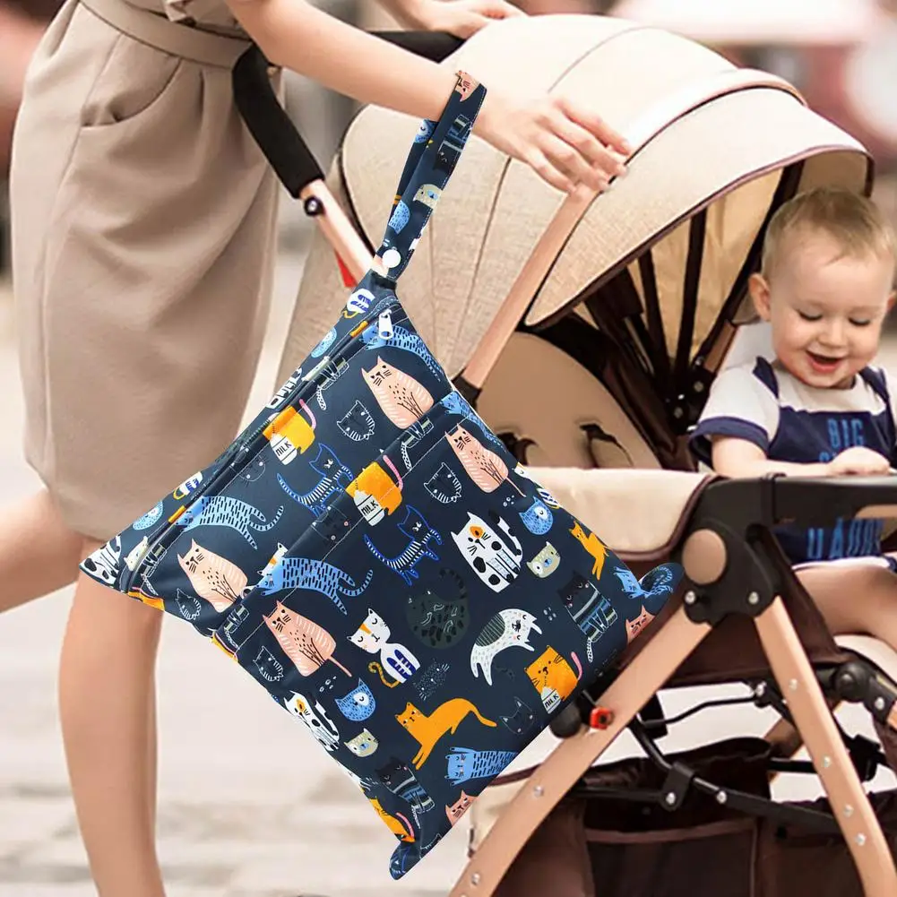 Wet And Dry Diaper Bag Reusable Baby Cloth Nappy Organizer Printed Waterproof Diaper Bag Double Zipper