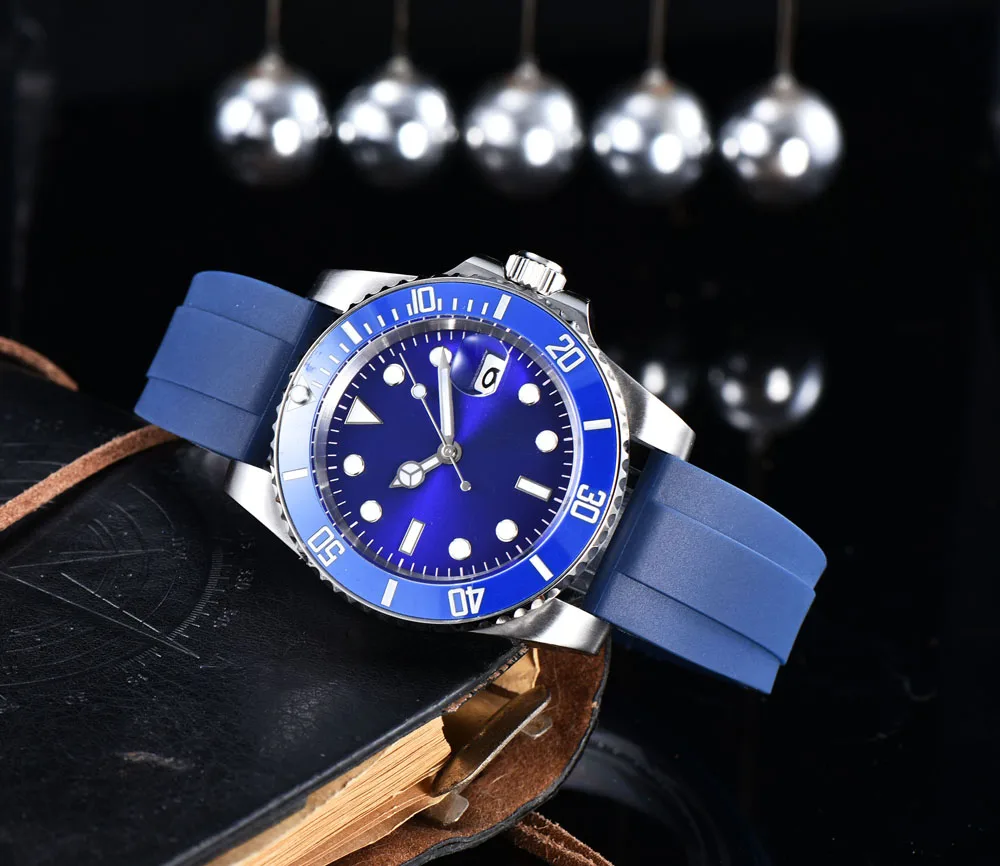 

Men's Watch Automatic Movement blue Aseptic Dial Ceramic Rotating Bezel Stainless Steel Bracelet