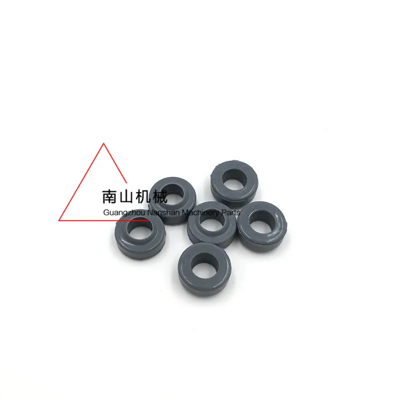 Komatsu PC200-6/7/8 Valve Chamber Cover Rubber Strip 6D102 Engine Valve Chamber Cover Screw Rubber Particle, Excavator Parts