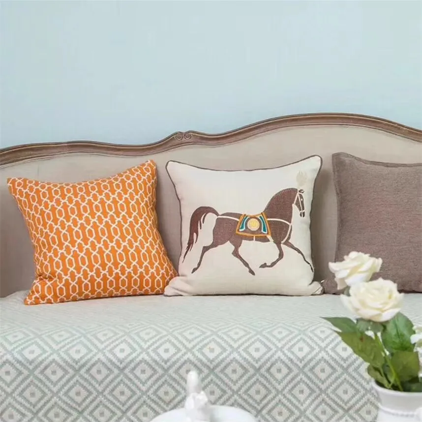 Modern Cotton Embroidery Horse Luxury Decorative Pillow Case White Canvas Sofa Chair Cushion Cover 45x45cm 1pc/lot