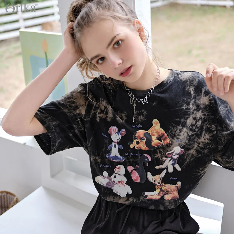 ARTKA 2021 Summer New Women T-shirt 100% Cotton Fashion Casual Cartoon Print T-shirt O-Neck Loose Black Tie dye T-shirt TA22110X