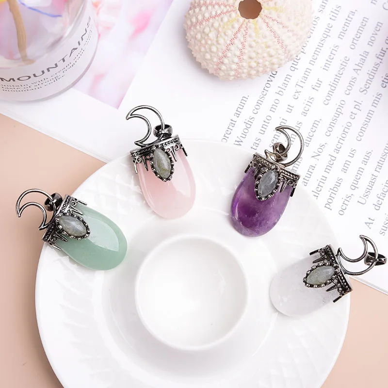 15g Natural Crystal Moon Denier Form Pendant Hand Made Polishing Festival Dress Up Increase Charm Fashion Simple Souvenir