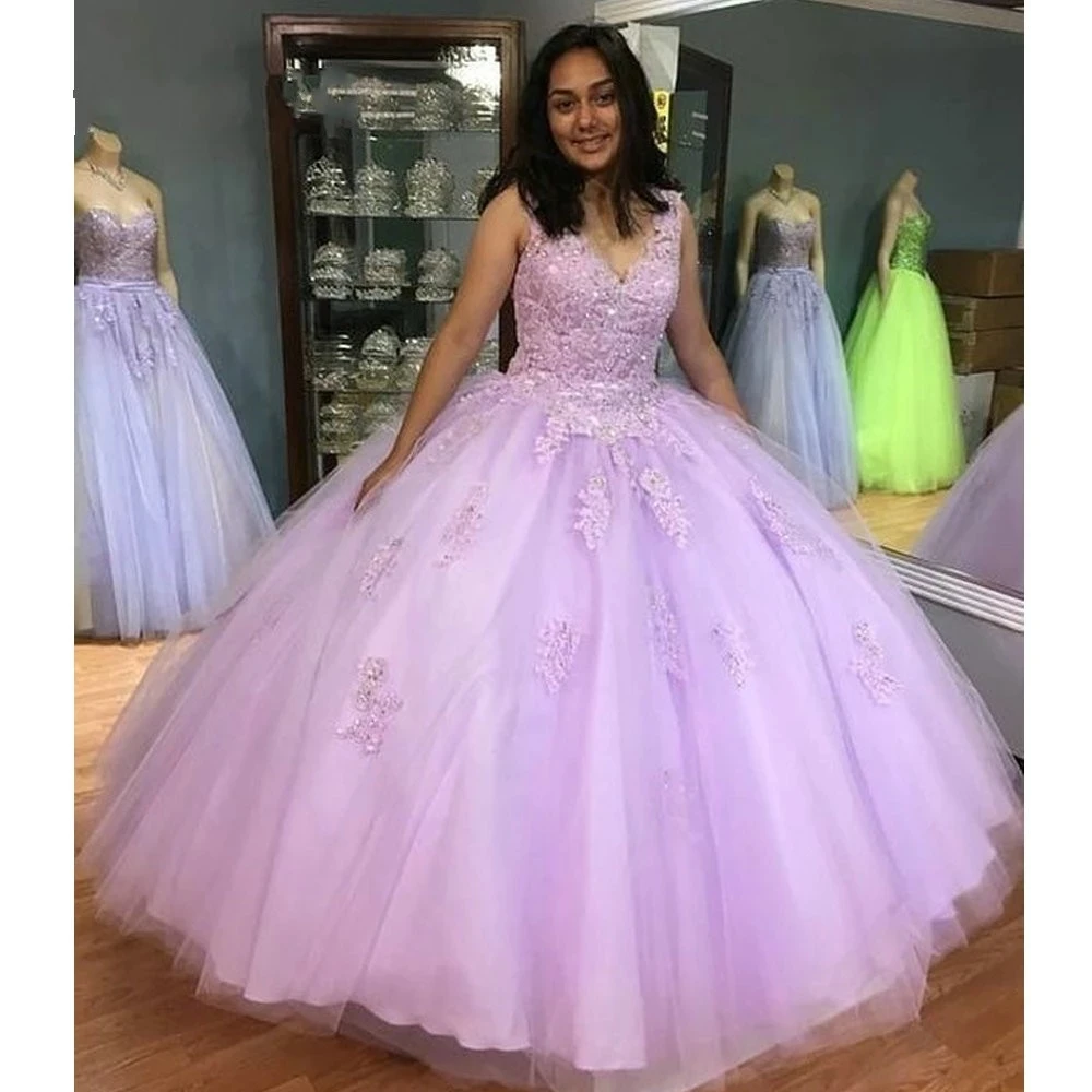 

Sweet 16 Year Cap-Shoulder Ball Gown Quinceanera Dresses Fashion Appliques Vestido Debutante 15 Anos Tulle Cinderella Dresses