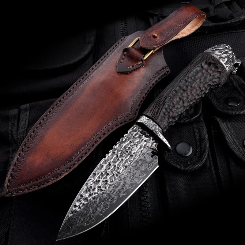 High hardness VG10 Damascus straight knife stereo lion sculpture collection knife  A sharp outdoor camp portable knife