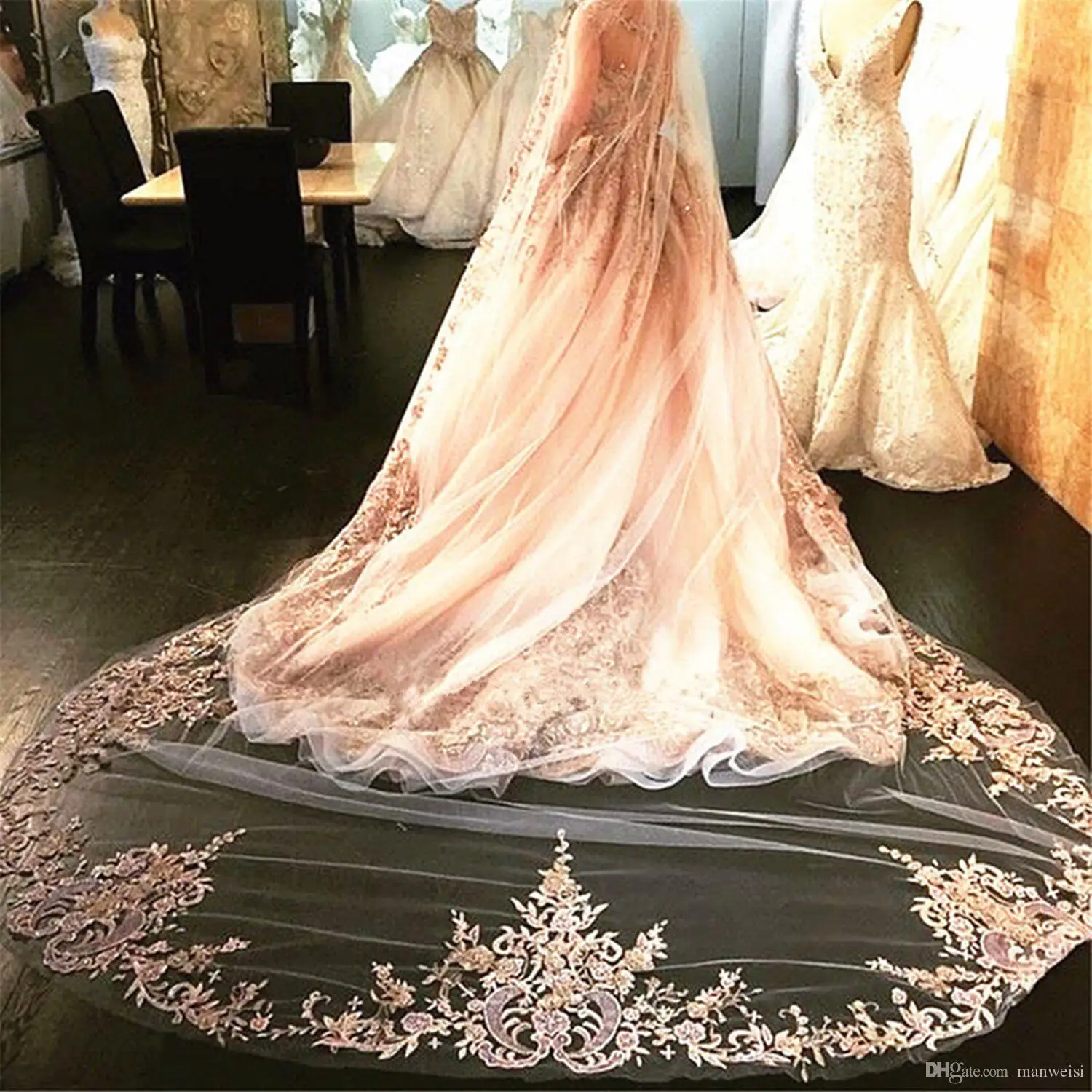 Voile de mariée Long en dentelle avec peigne gratuit, sur mesure, de luxe, pour mariage, pour la chapelle