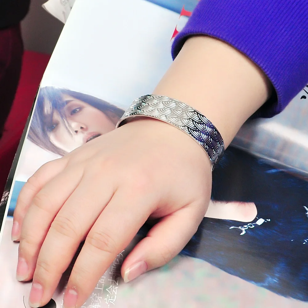 

925 Sterling Silver Wide Cuff Bracelet for Women Elegant Simple Fashion Jewelry Gift European Style Big Bracelet for Girls