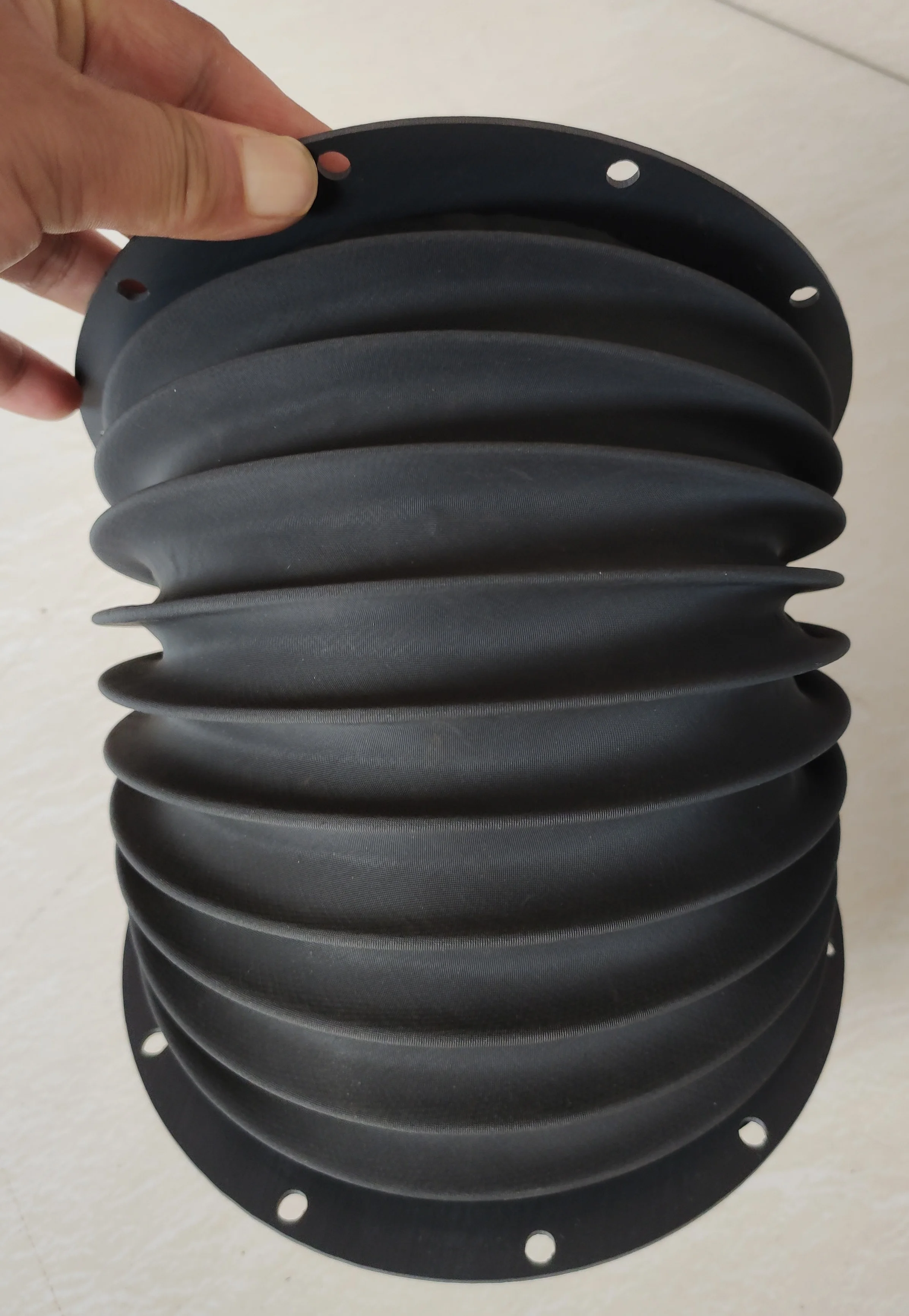 Round bellow for grinding machine,ID: 148 mm, Lmax :300 mm, ending PVC flange with holes