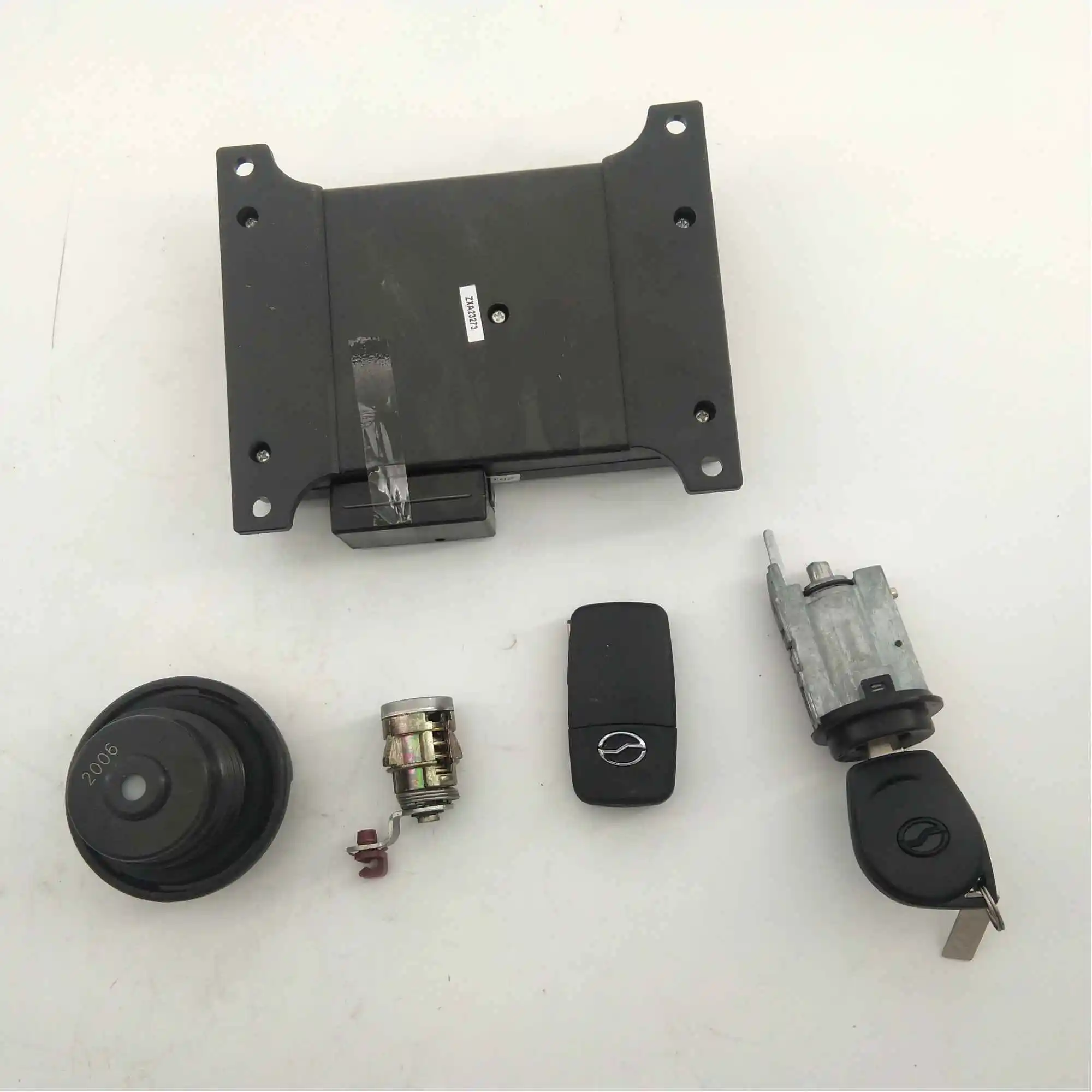 3600010-0001  Door and window controller;Ignition lock cylinder;key  for ZX Auto  Grandtiger new and old version solve