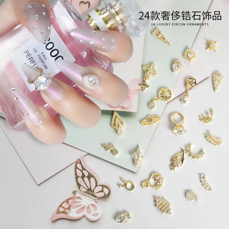 10 teile/los 3D Mond Bogen Zirkon Kristalle Legierung Strass Schmuck Nail art Dekorationen Nägel Zubehör Charms Liefert G0649