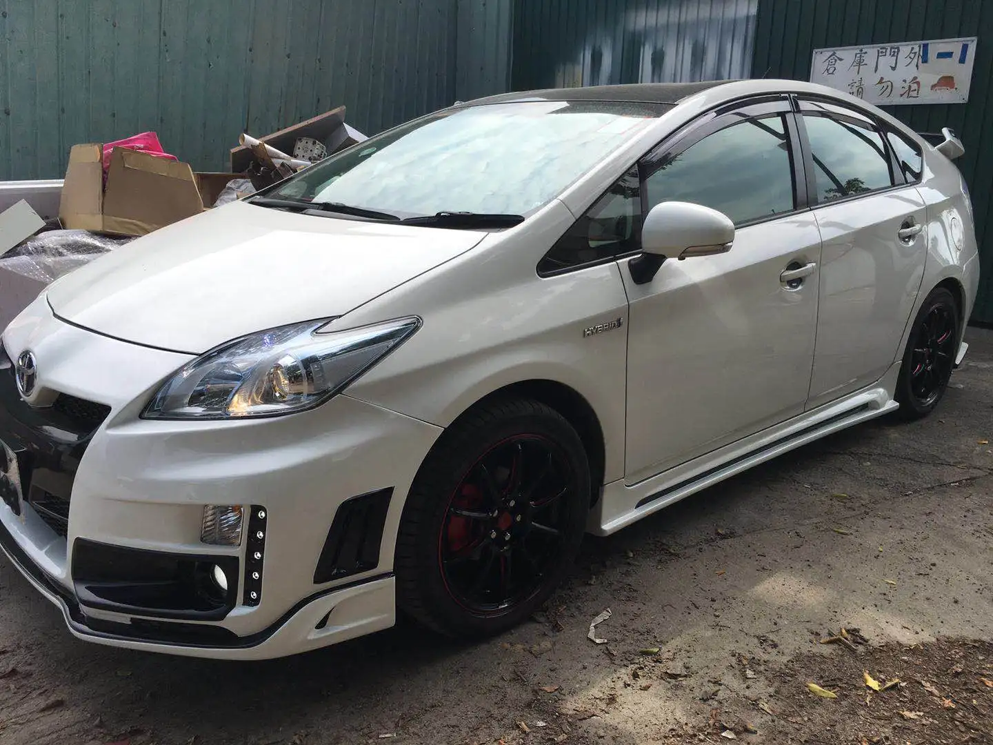 Prius  fiber glass CAR BUMPERS Fit For Toyota Prius Tom's   BODY KIT SPOILERS TRUNK LIP