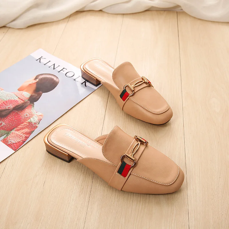 2020 New Leisure Female Sandals and Slippers Slippers Female Summer Outer Wear Europe Explosion Shoes Baotou ban tuo xie