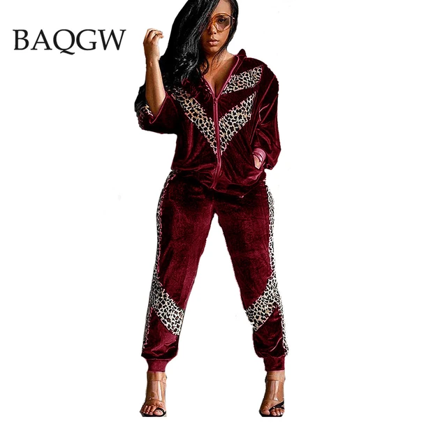 Fashion burgundy velour tracksuit