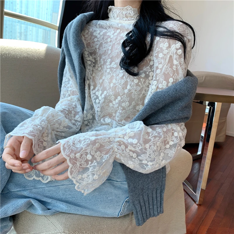 New Fashion Vrouwen Lace Blouse Korea Mode Stiksels Mesh Tops Elegante Uitlopende Mouwen Wit Chiffon Overhemd Blusa