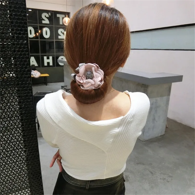 Women Fashion Hair Ring Pearl Flower Magic Bun Maker Girl DIY Hairstyle Headband Hair Making Tool Curler Roller Hair Accessories