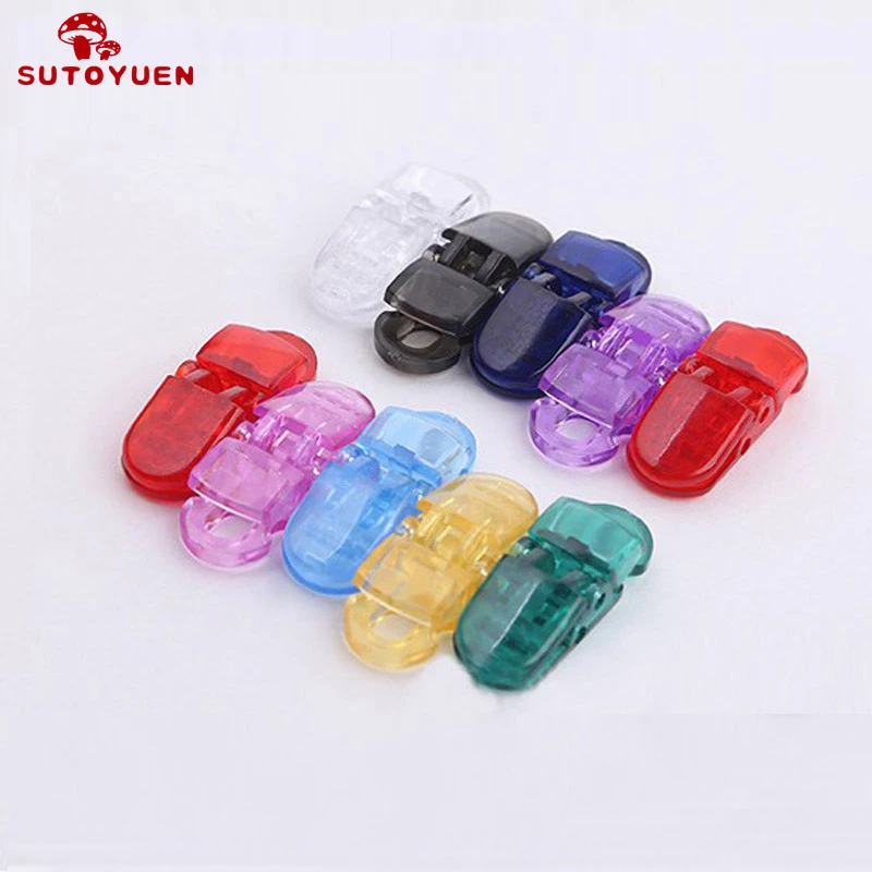 

Sutoyuen 2019 New Arrival 500pcs 5mm Transparent Plastic Pacifier Clips Attache Sucette Soother Holder For Baby Nipple Chain