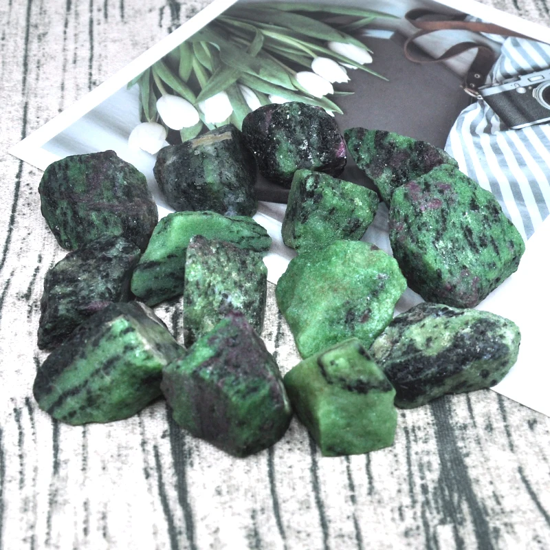 Natural Ruby Zoisite Raw Stone Minerals Specimen Bulk Tumbled Stones Healing Quartz Crystals Reiki Gemstone Collection Wholesale