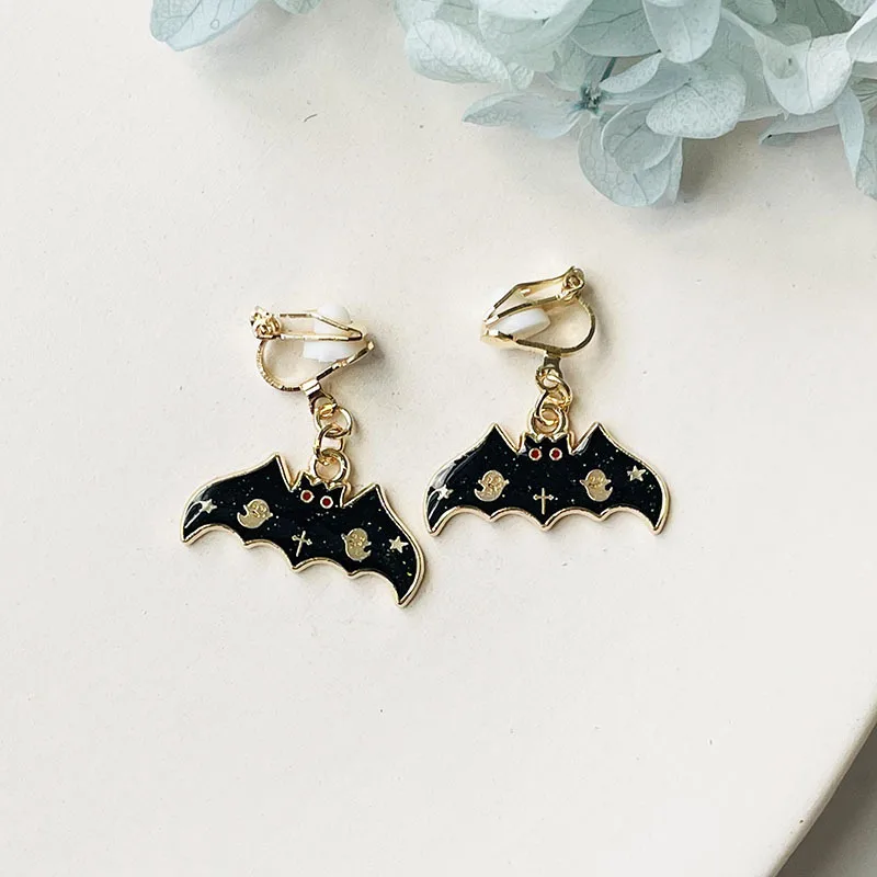 WENHQ Hot Selling Halloween Clip on Earrings Simple Fashion Adult Child No Pierced Earrings Ear Clip Cartoon Cute Cuff Earrings