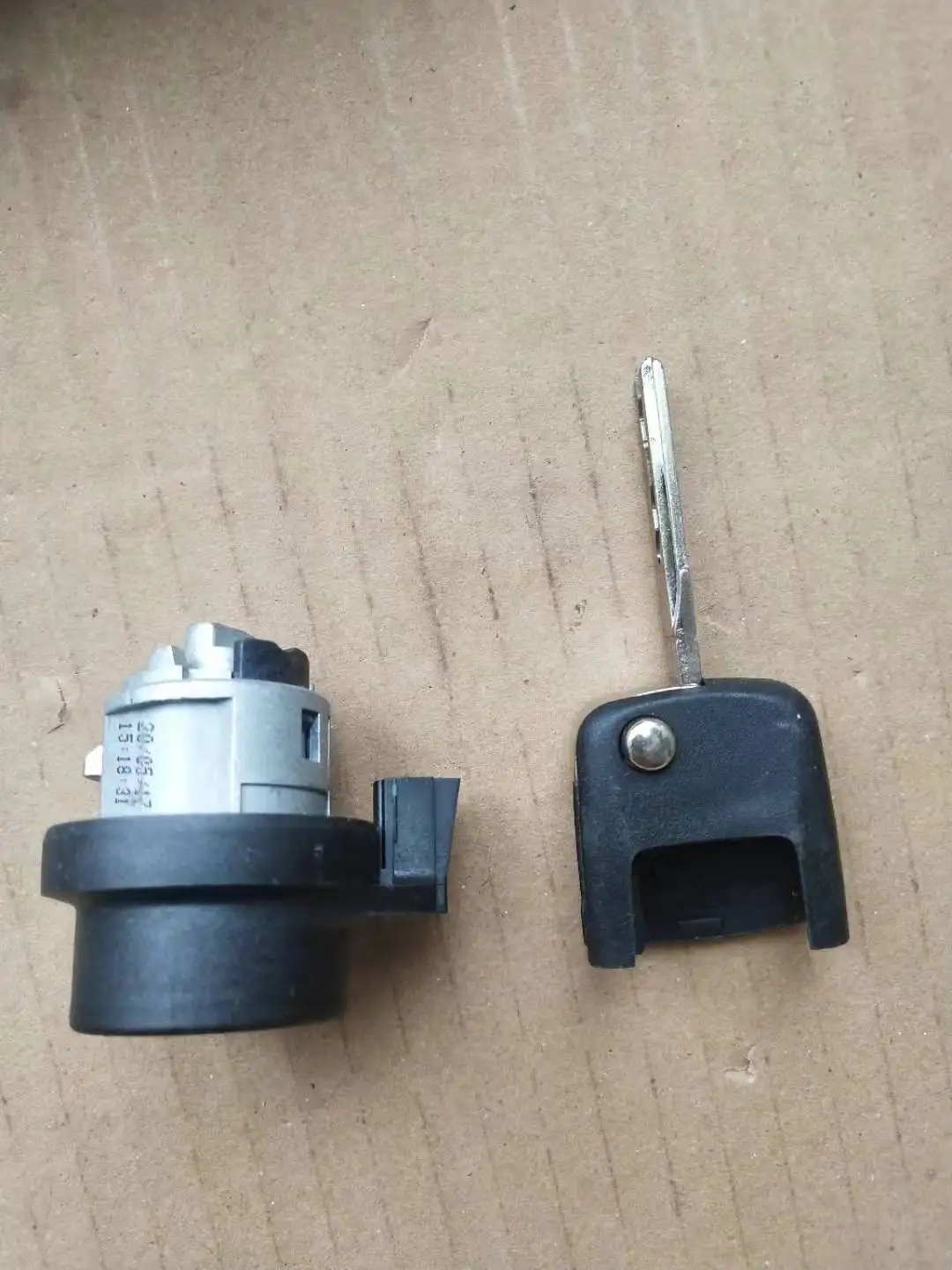 Full Lock For Volkswagen Tiguan Door Lock And Iginition Lock (Please Leave Message Your Car Vin Number))