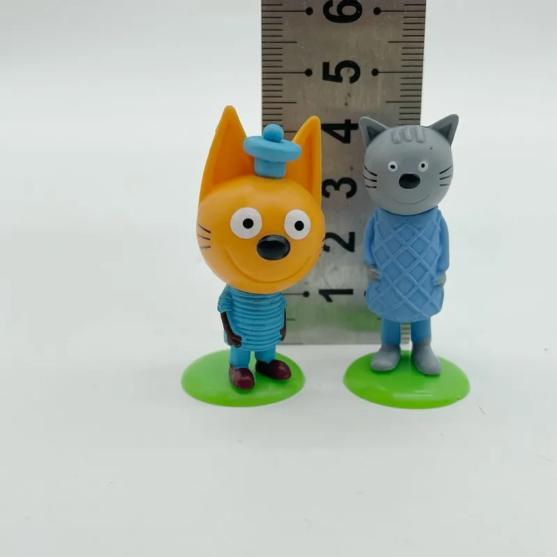 3-4cm kid e cats Action Figure giocattoli Happy Three gattini collezione di decorazioni Figurine modello giocattolo per bambini regali di natale