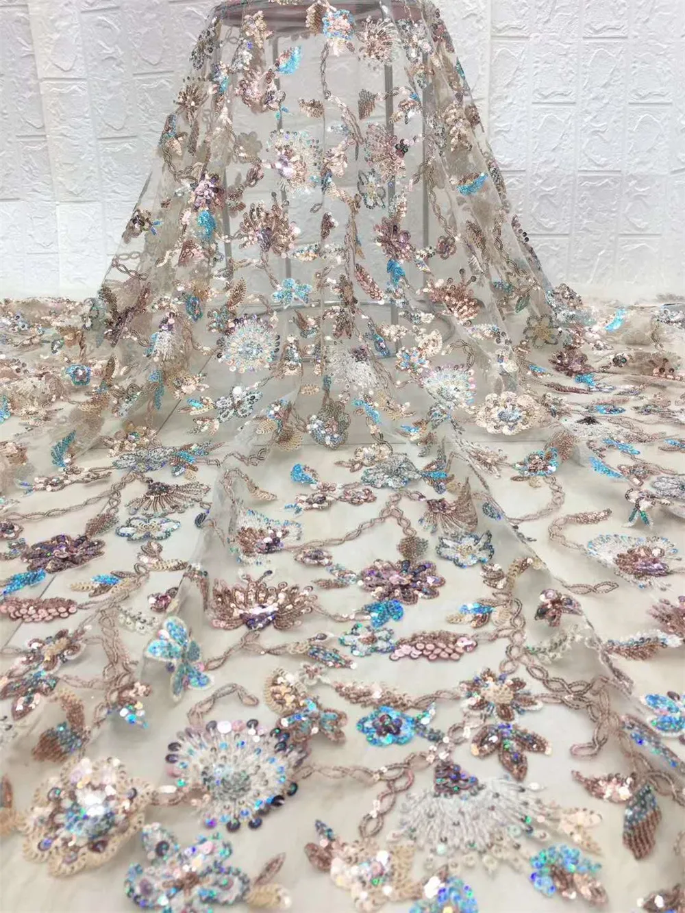 

Multicolor African Lace Fabric 2020 High Quality Lace Material Nigerian French Lace Fabrics With Sequins For Wedding Dress AFFJF