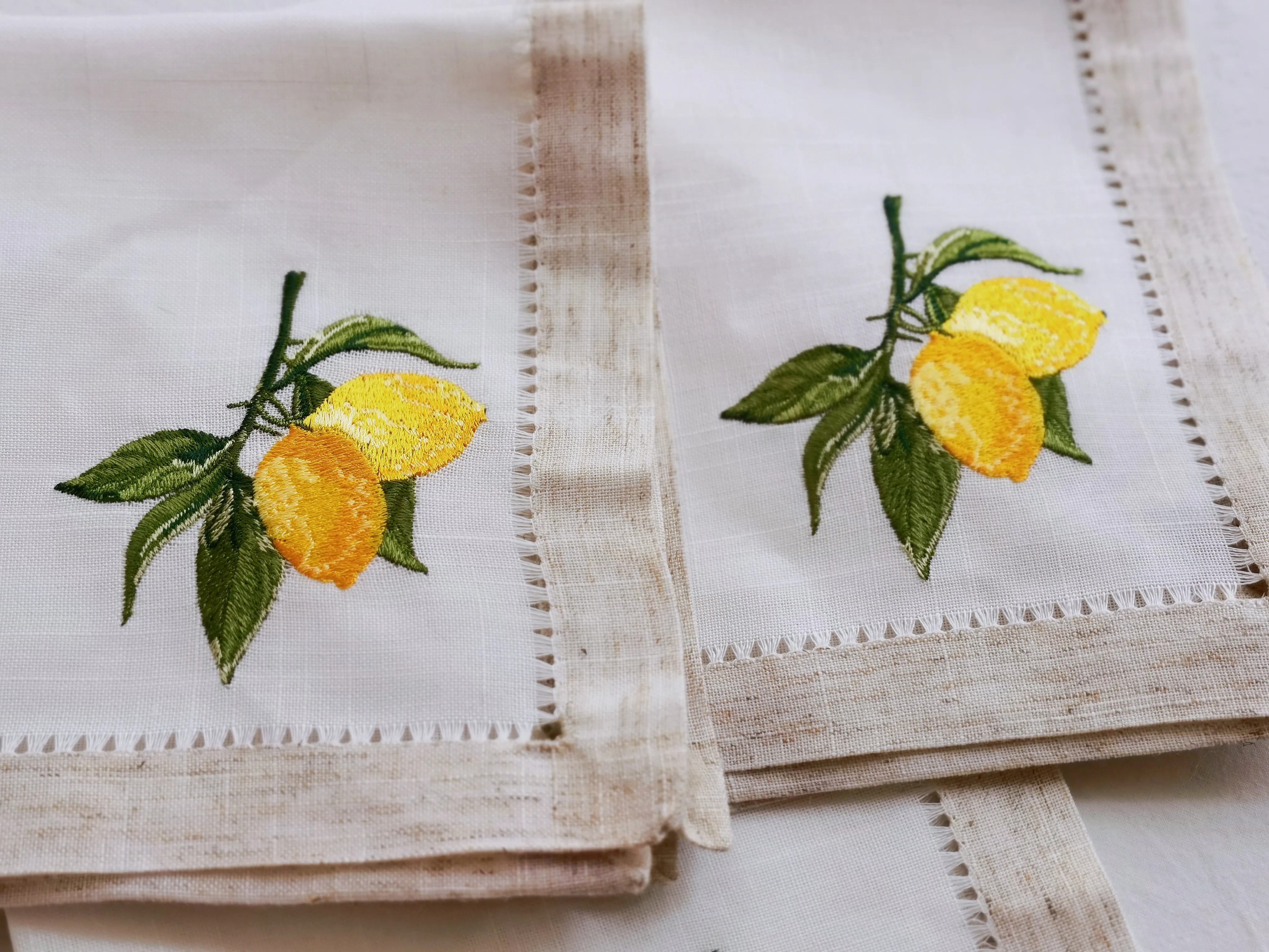 @Lemon Emberoidered Practical & Versatile Napkin, Elegant Look, Table Decoration, Great Gift, Table Linen