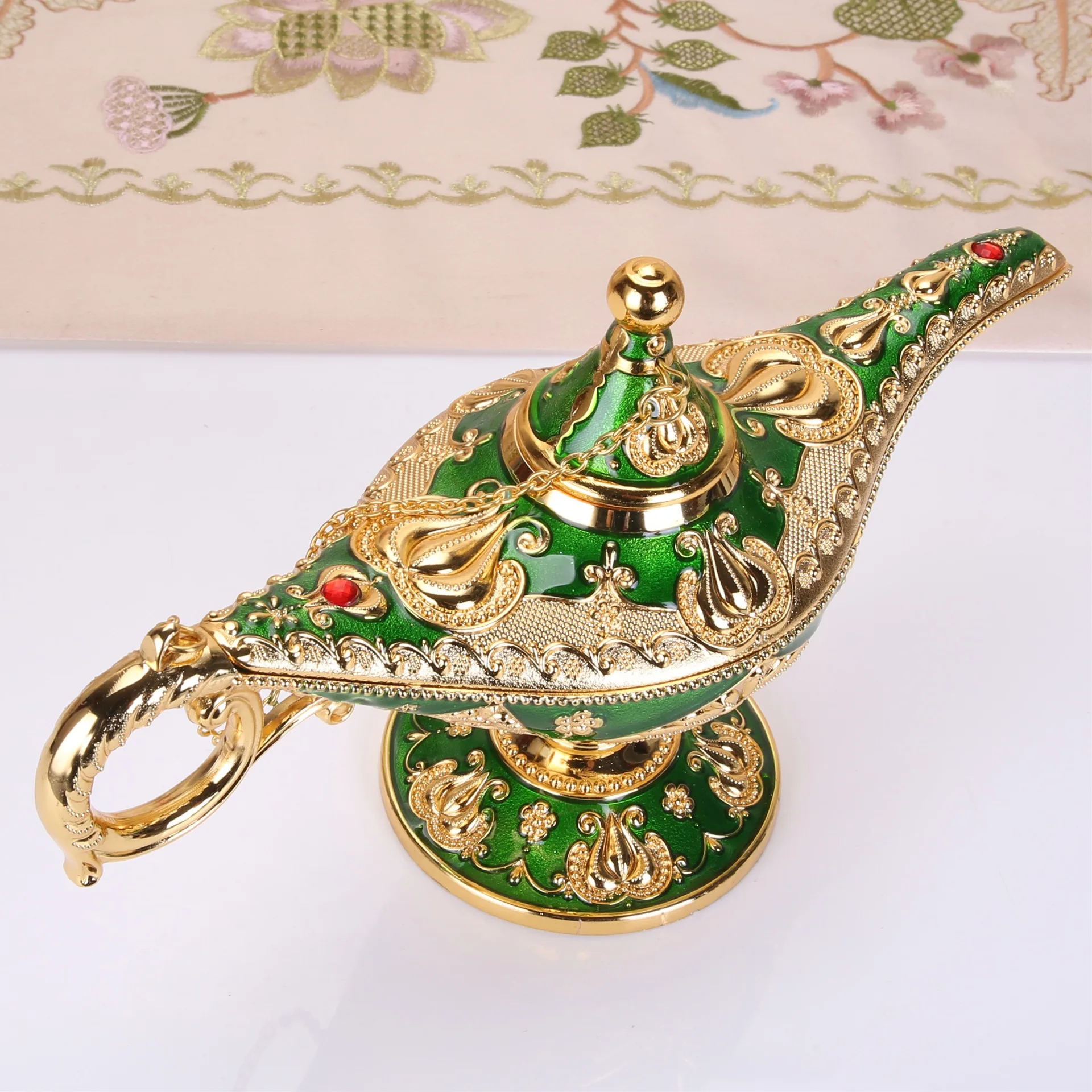 22CM  New Arrival Aladdin Magic Lamp Retro Home Decoration Traditional Hollow Out Fairy Tale Wishing Genie Tea Pot Crafts Decor