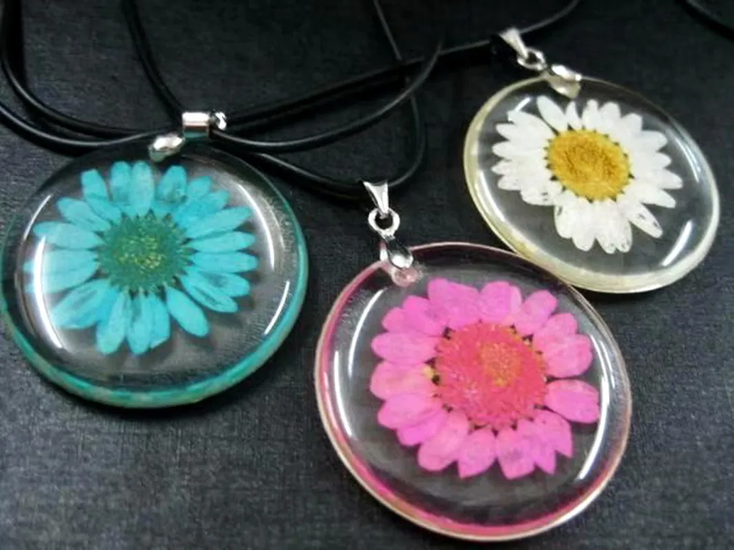 

100 pcs fashion real sun flower design lucid color pendant