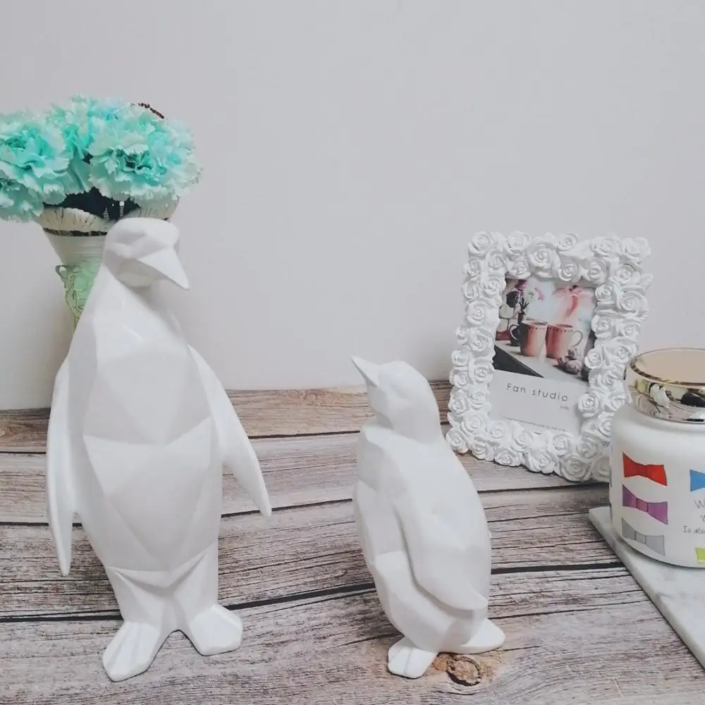 Nordic Geometric penguin artwork craft resin Dimensional sculpture handicraft study living room home office decoration a0732